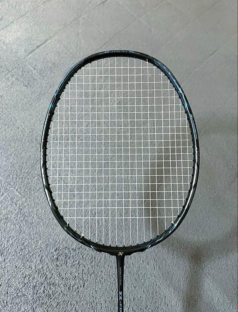 YONEX ボルトリック zフォースⅡ 4UG5 - メルカリ