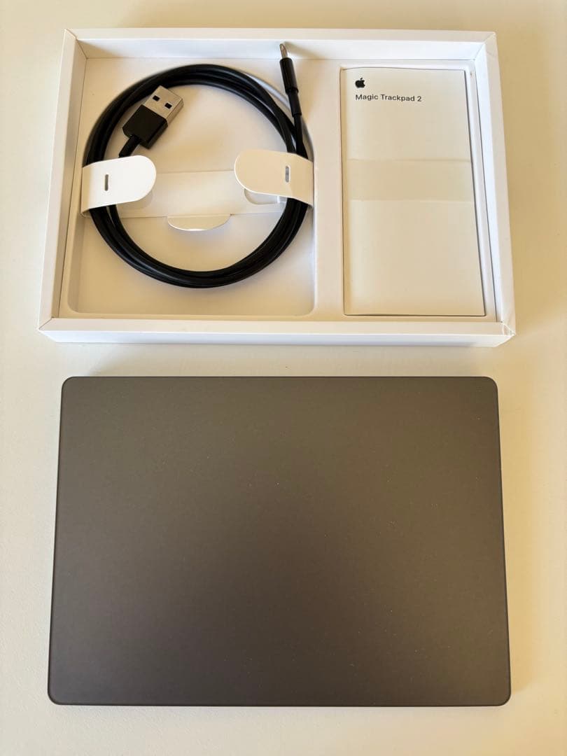 MagicTrackpad2 スペースグレイ lightningケーブル - メルカリ