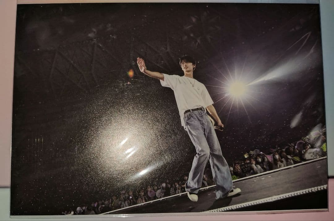 SEVENTEEN FOLLOW THE CITY ポストカード 2枚 ジュン - メルカリ