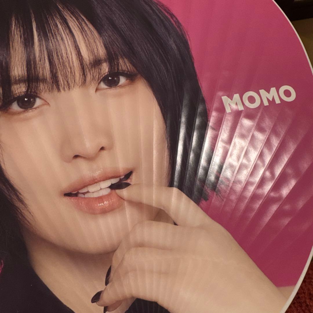 TWICE モモ うちわ うちわカバーセット - メルカリ