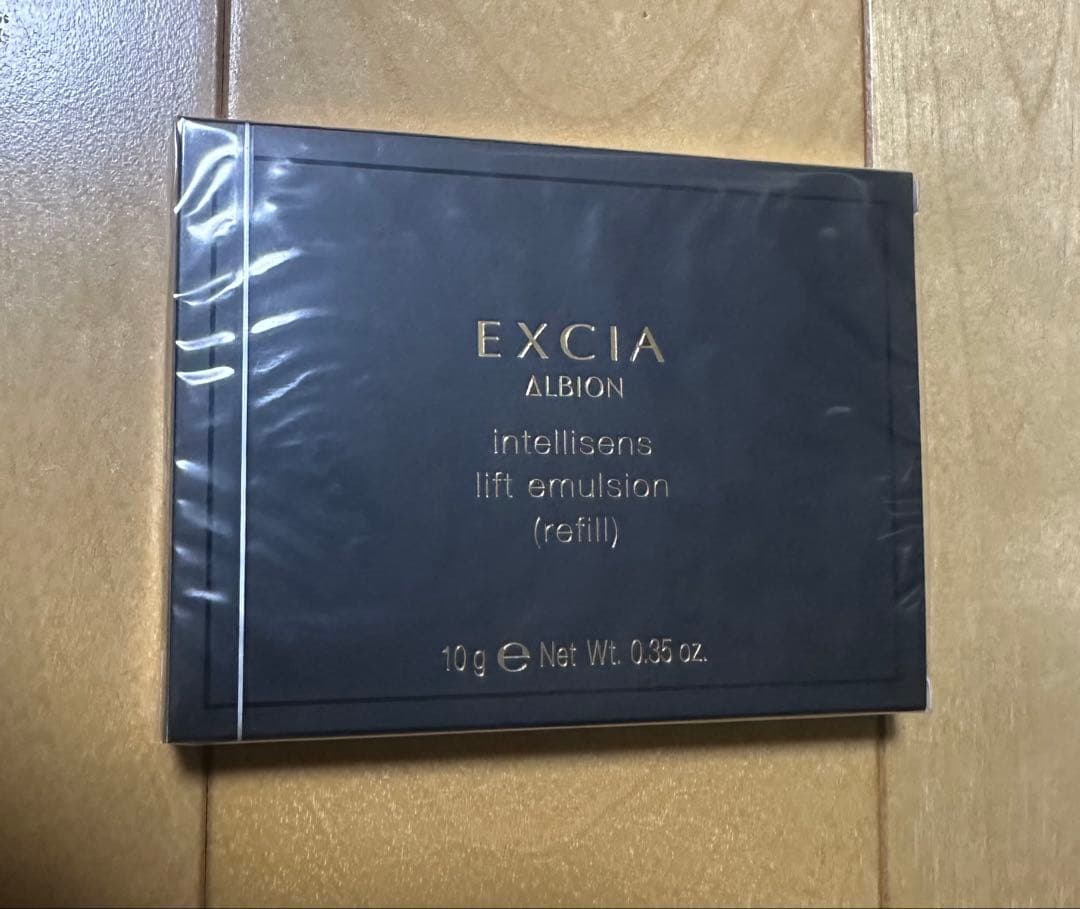 アルビオン エクシア アンテリサンス リフトエマルジョン10g NA201 アンテリサンス リフトエマルジョン〈ファンデーション〉 | ALBION