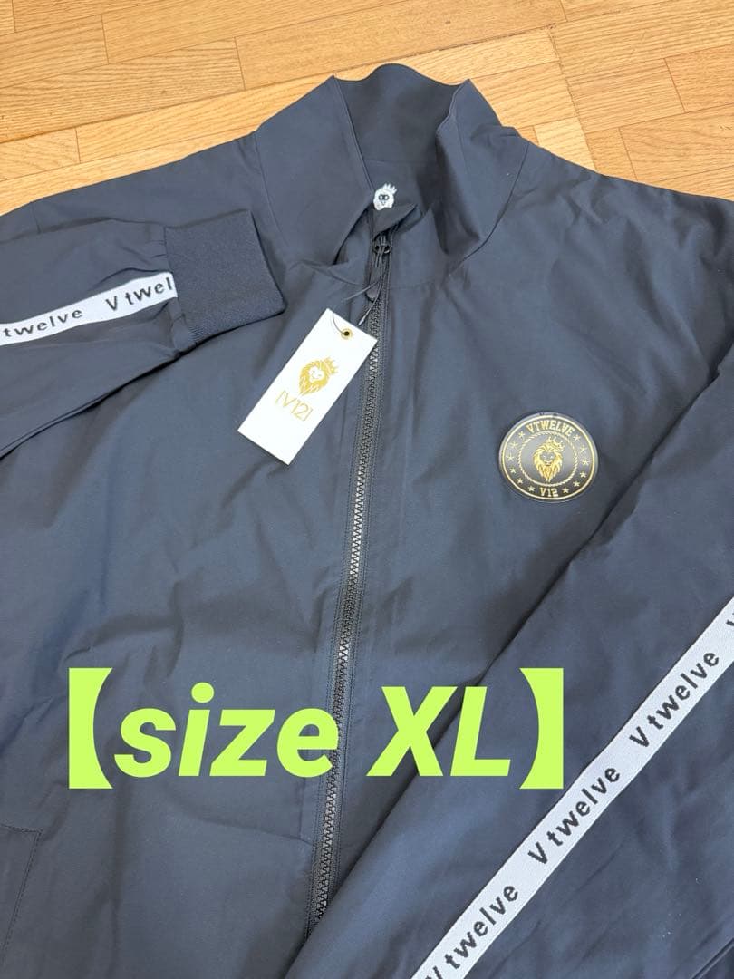 新品正規品【V12/XL】TAPE JKTナイロンジャケットブルゾン撥水防風 V12 - TAPE JKT | ナイロンジャケット | グリーン | メンズ | ゴルフ