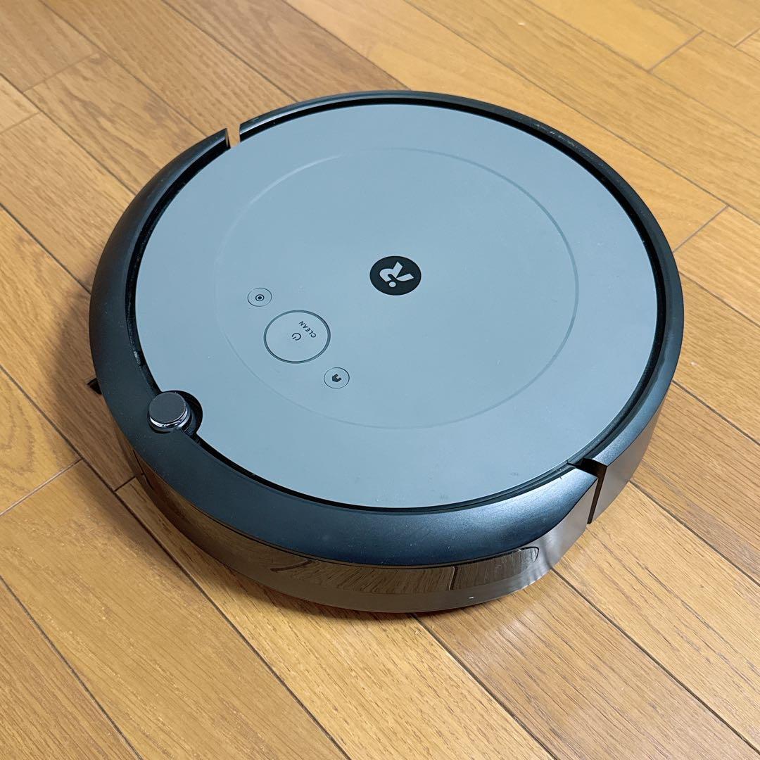 ルンバ　ロボット掃除機本体 ブラックxグレー RVD-Y1 iRobot(［カデン］アイロボット) / ロボット掃除機/ルンバ/RVD-Y1