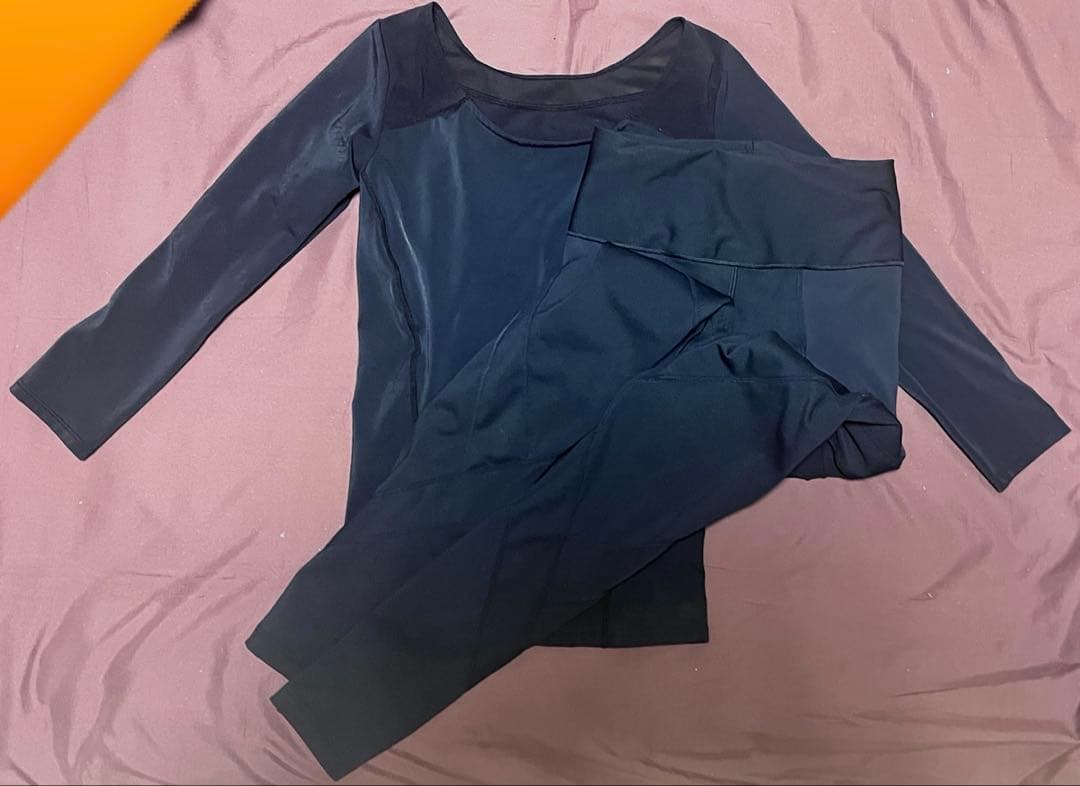 リントスル Rintosull 公式ウェア 上下セット ピラティスウェアLAVA公式オンラインストアLapre｜LAVA公式オンライン