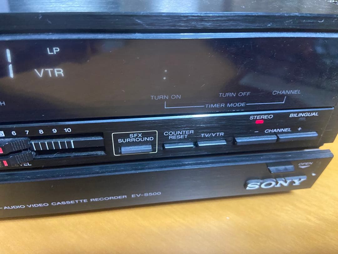 希少 小型 SONY ソニー EV-S500 8mmビデオテープ Hi8