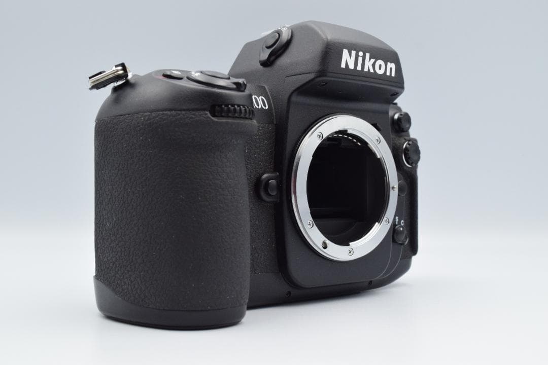 美品】Nikon F100 フィルム一眼レフカメラ #NB003