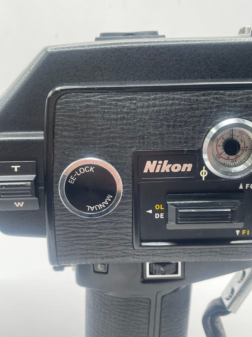 B Nikon R10 Super ビデオカメラ本体 ケースとフィルム付 - メルカリ