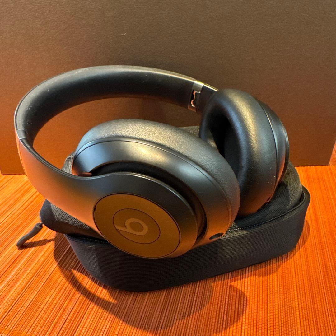 【美品】Beats Studio Pro ヘッドホンブラック ブルートゥースヘッドホン Beats Studio Pro ブラック MQTP3PA/A