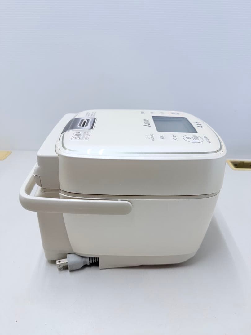 三菱 IH 炊飯器 本炭釜 NJ-SW069-W 3.5合 （0.63L)