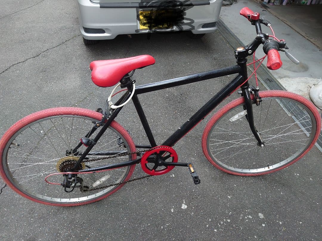 クロスバイク　赤黒 赤黒カラーがカッコいい！キャノンデール×八村塁のコラボクロスバイク