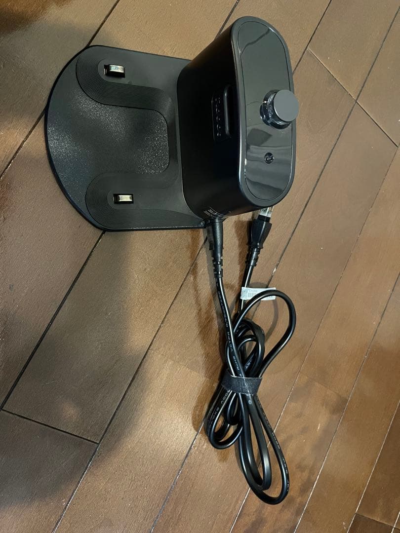 iRobot Roomba i2 本体 充電ドック付き - メルカリ