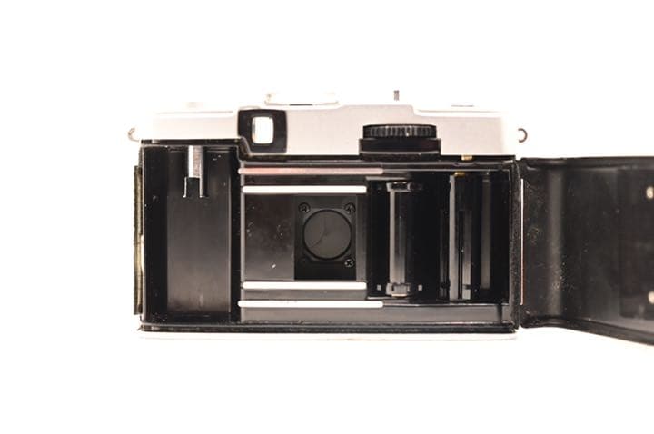 OLYMPUS PEN-EE2”改”　ハーフサイズカメラ　 3464792