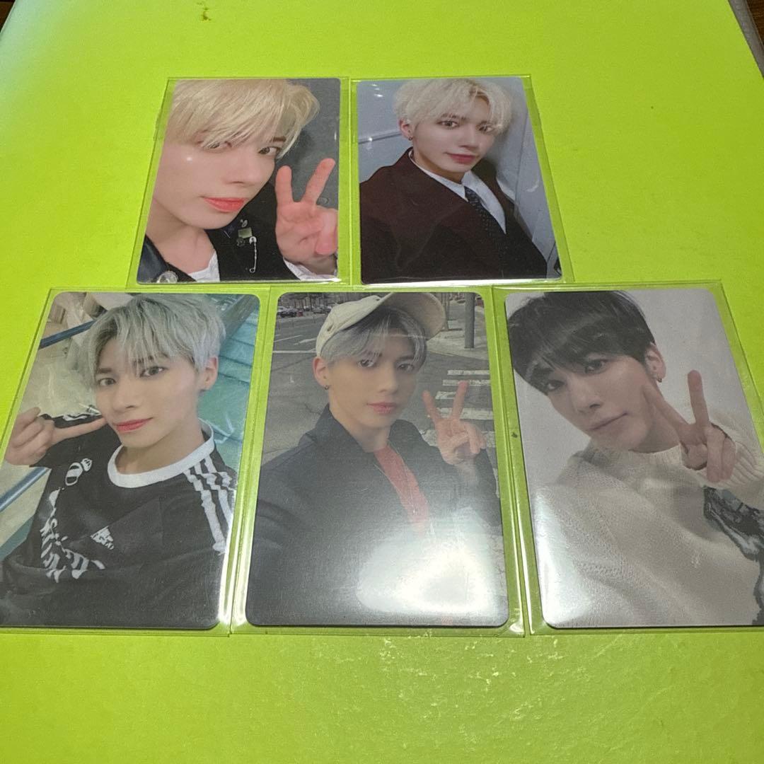 TXT トレカ ラキドロ テヒョン BLUE HOUR Freeze ブルアワ TXT Members Blue Hour LOMO Tin Case Set [30 pcs] (Fan-made) – TXT
