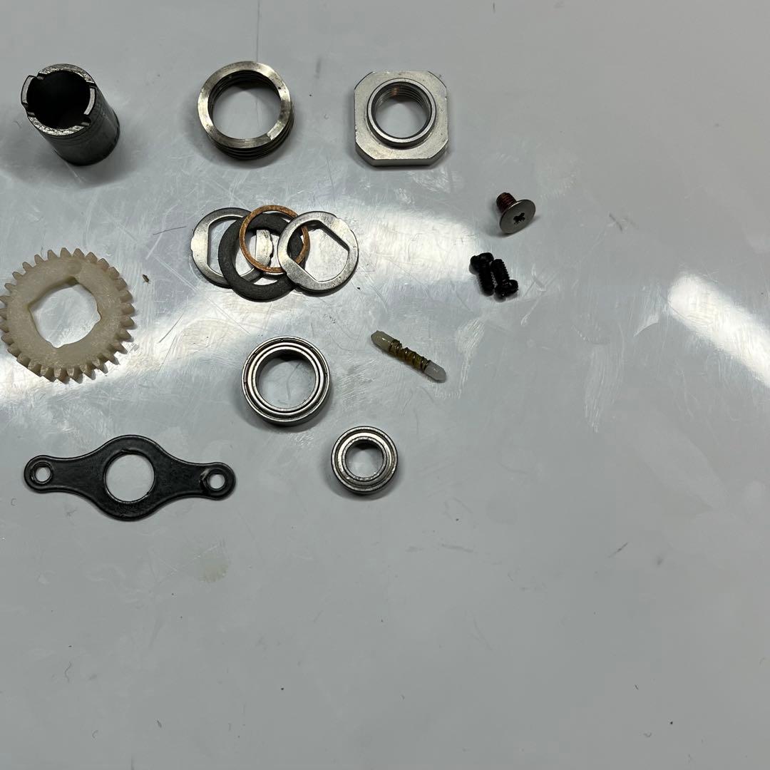 16メタニウムMGL HG 右 ギア軸 【管番OK】 シマノ - メルカリ