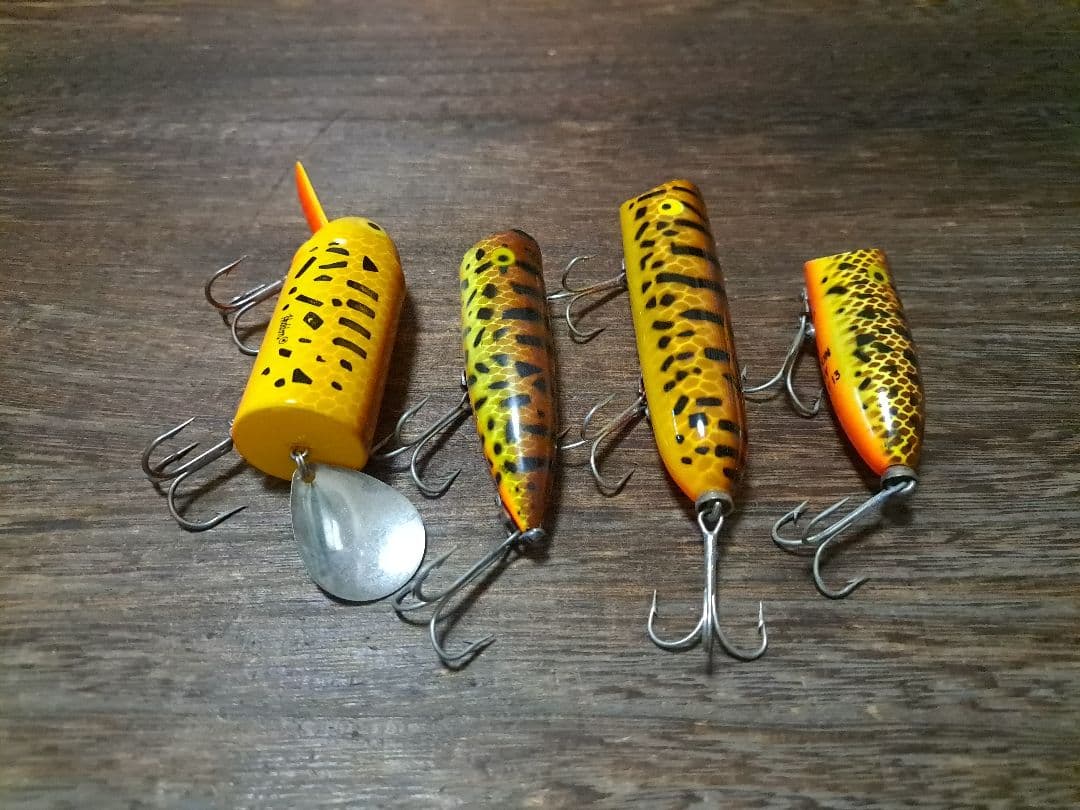 ヘドン BRS 茶スイカ ラッキー チャガー バド 4個セット - メルカリ