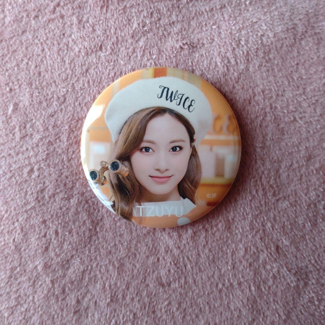 TWICE ツウィ 缶バッジ グッズ - メルカリ