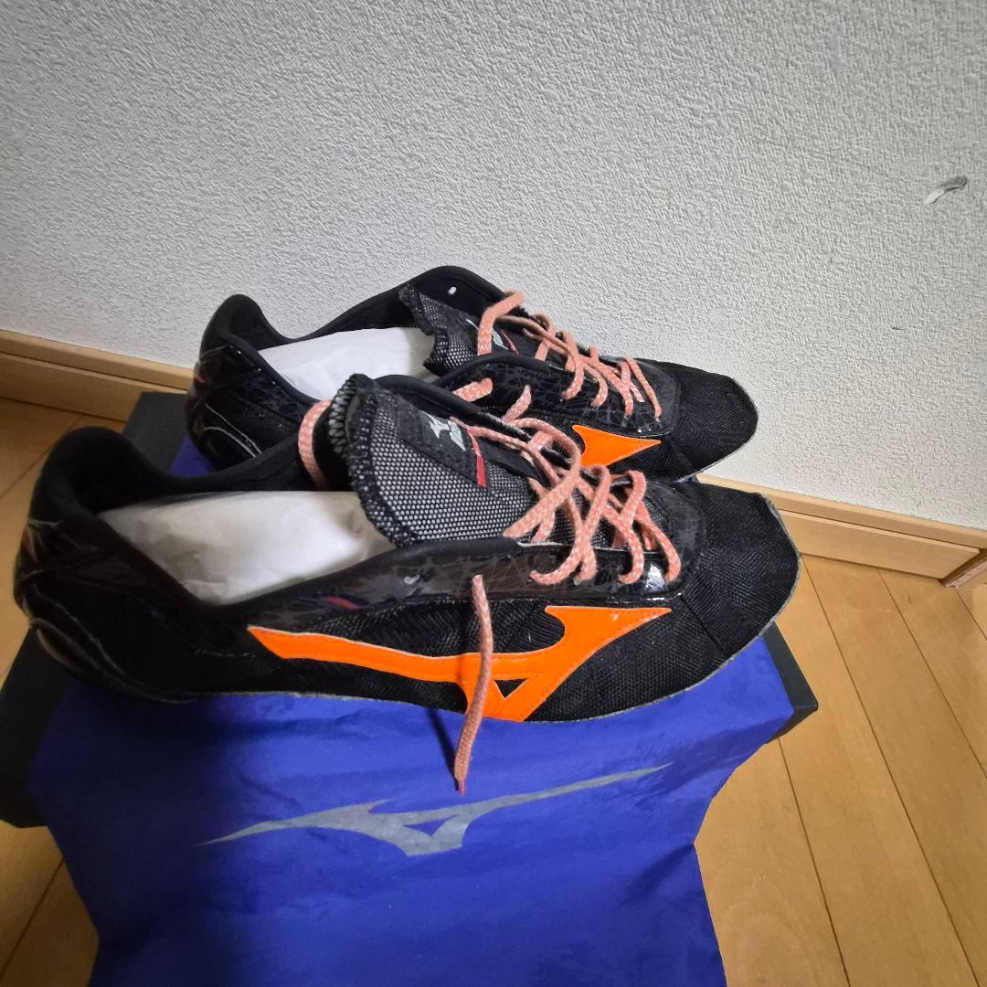 廃盤品】Mizuno クロノオニキス 黒/オレンジ - メルカリ
