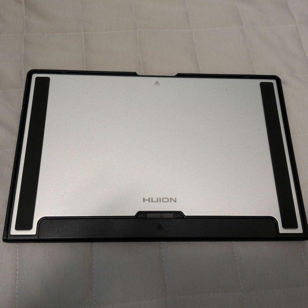 美品】液晶タブレット 液タブ HUION KAMVAS12 豪華版 - メルカリ