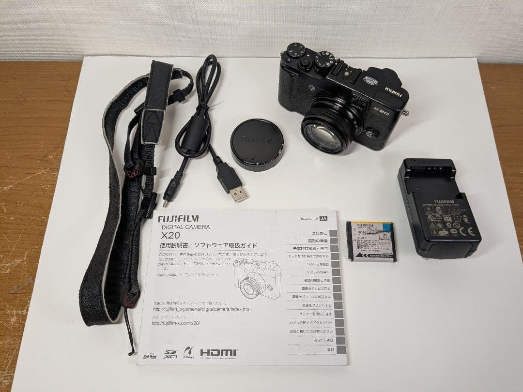 FUJIFILM X20 ブラック本体 バッテリー・説明書付 - メルカリ