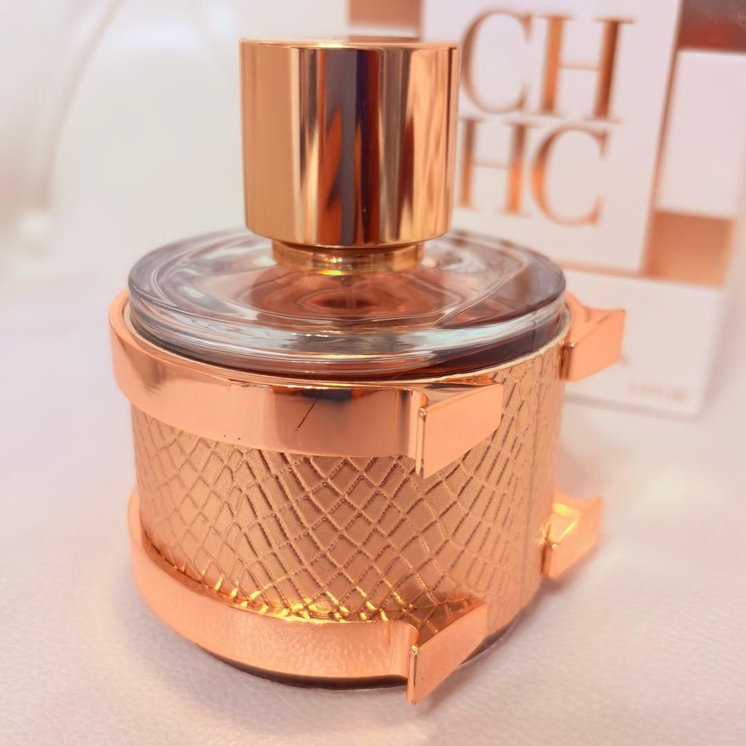 日本未発売 ドバイ限定品 100ml キャロライナヘレナ オーデパルファム