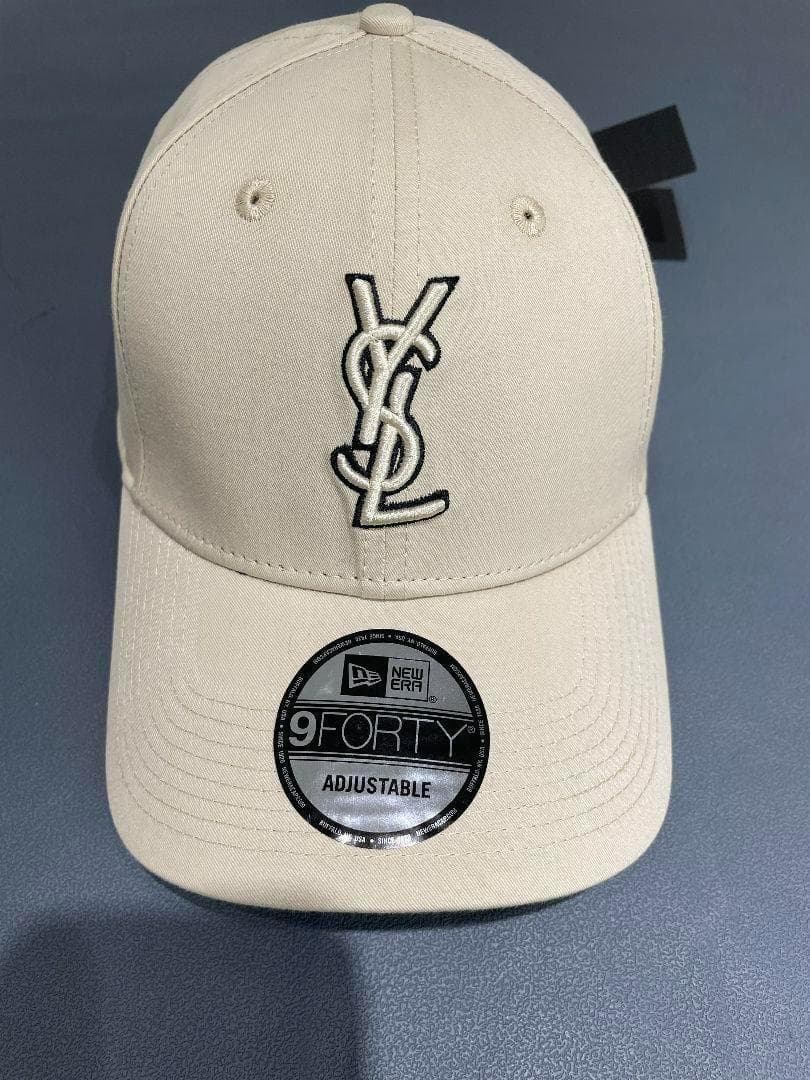 イヴ・サンローラン × NEW ERA コラボ キャップ ベージュ 9FORTY 中古・古着通販】New Era (ニューエラ) Yves Saint Laurent (イヴサン