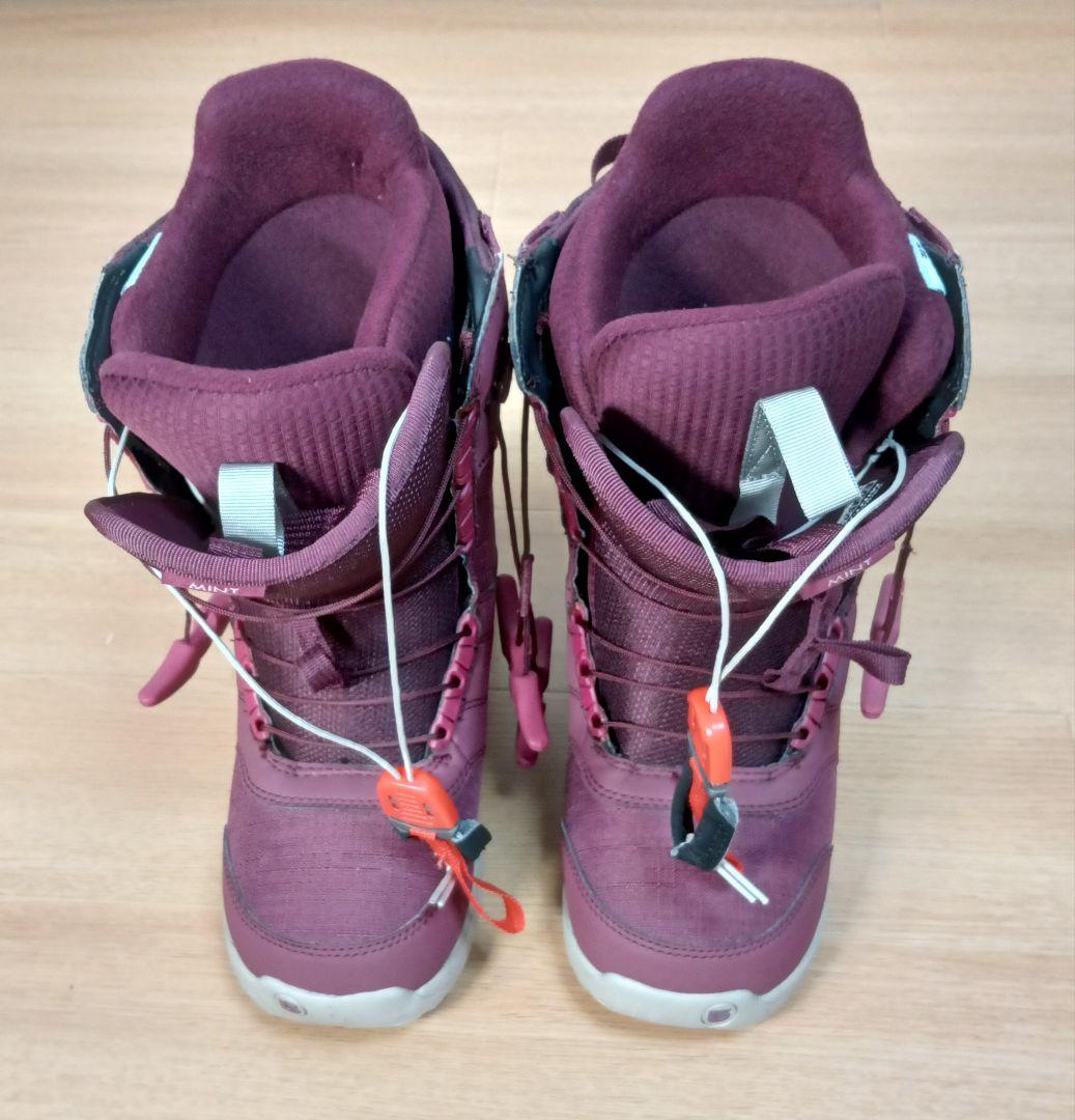 BURTON MINT-ASIAN　FIT 22.5cm【美品】