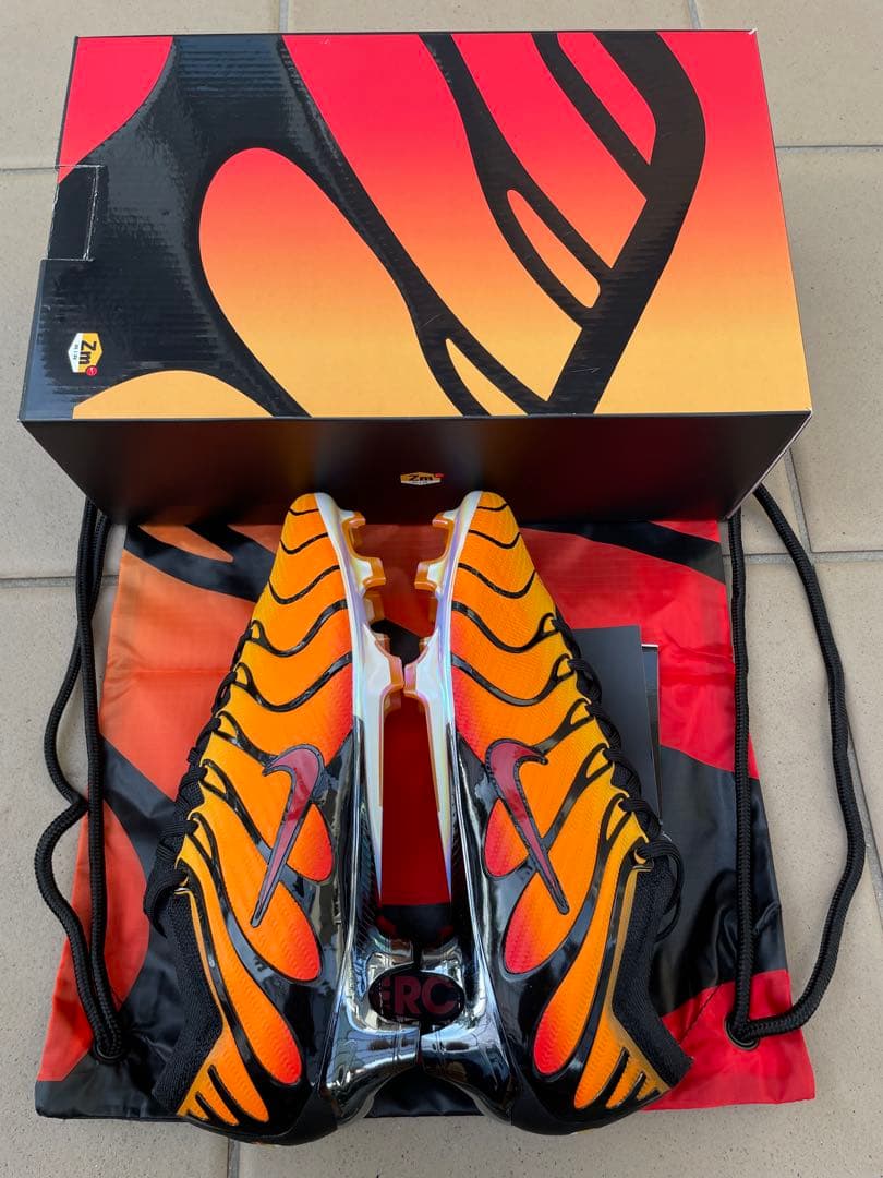 ナイキ マーキュリアル ズーム ヴェイパー15 AM PLUSFG 28.0cm