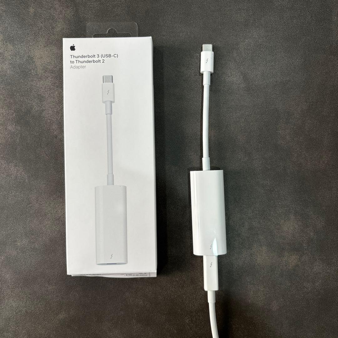 Apple純正 USB-C Thunderbolt 2アダプタ (ケーブル付き) - メルカリ