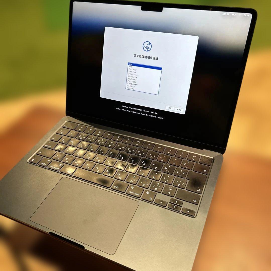 MacBook Air 2022 M2 元箱付属品完備 8GB/256GB Amazon.com: Apple 2022 MacBook Air Laptop with M2 chip, 13.6-inch