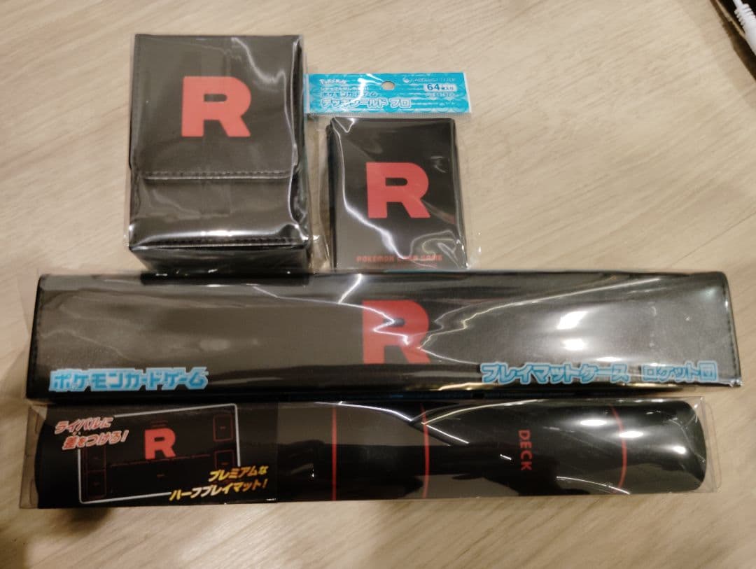 未開封　ポケカ　ロケット団　サプライ　デッキシールド　プレイマット ポケモンカードゲーム ロケット団 サプライ6点セット 新品未開封