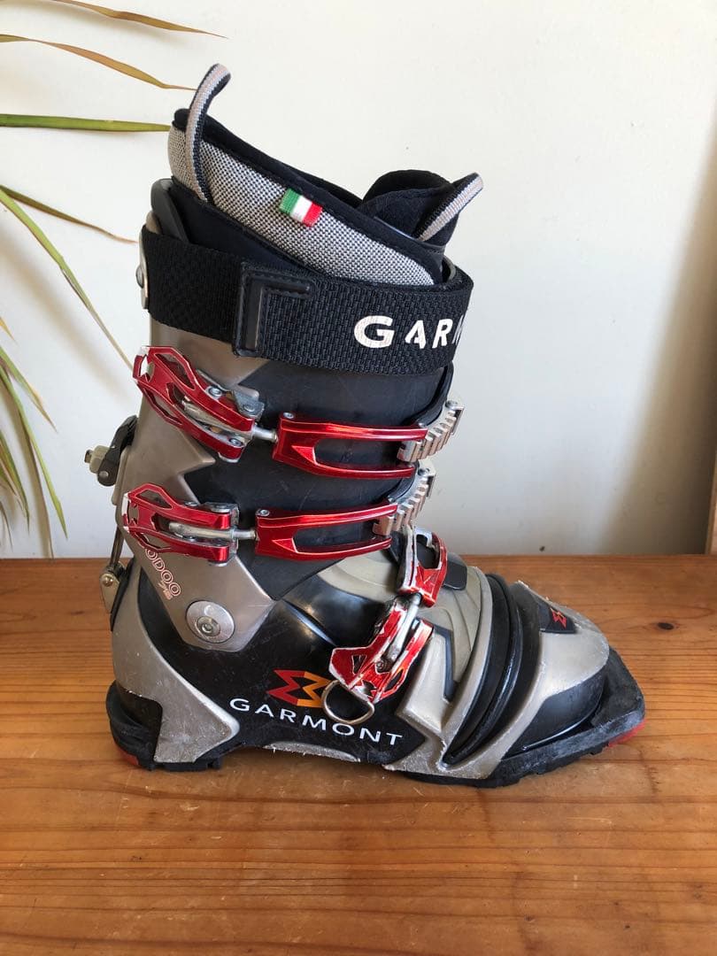 ガルモント ブードゥー テレマークブーツ 25.5センチ 75mm規格 - メルカリ