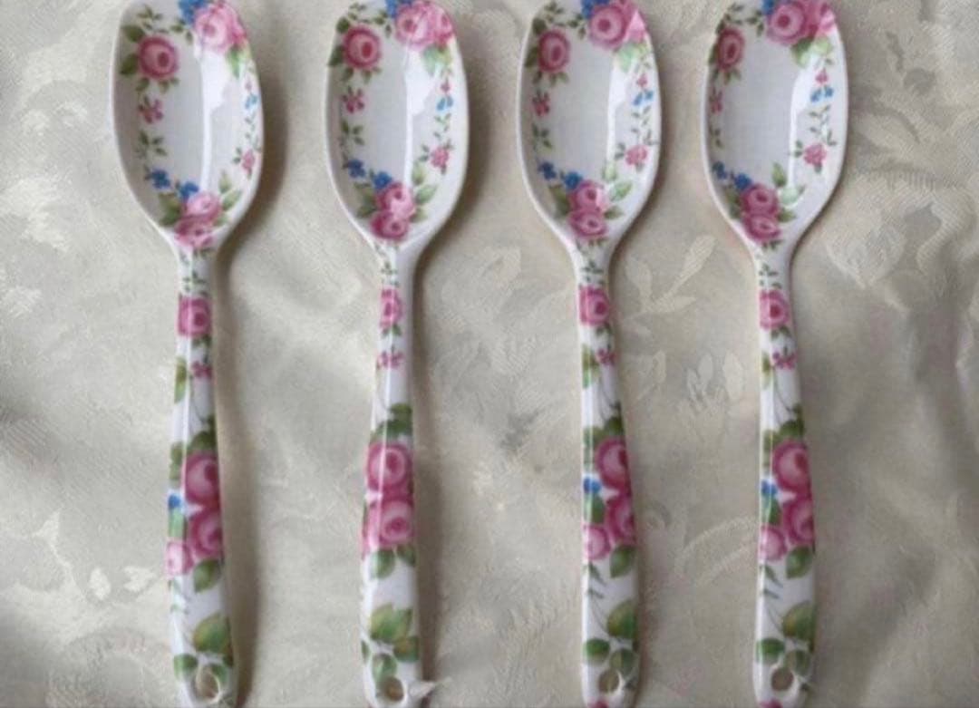 新品未使用 薔薇柄 メラミン四角スプーン 4本セット ロザナ - メルカリ