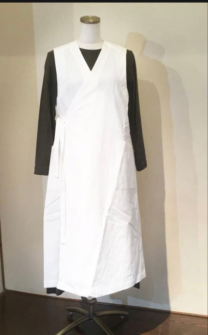 新品　未使用　ぶどうのたね エプロンドレス A CATEGORY ぶどうのたね 服飾 | ぶどうのたね