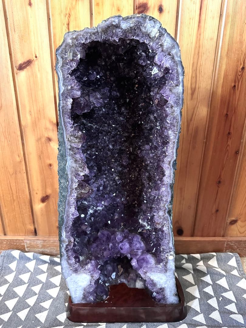 特価　アメジストドーム（カペラ）87 30.7Kg アメジストドーム ブラジル産 カペーラ ジオード ドーム 原石