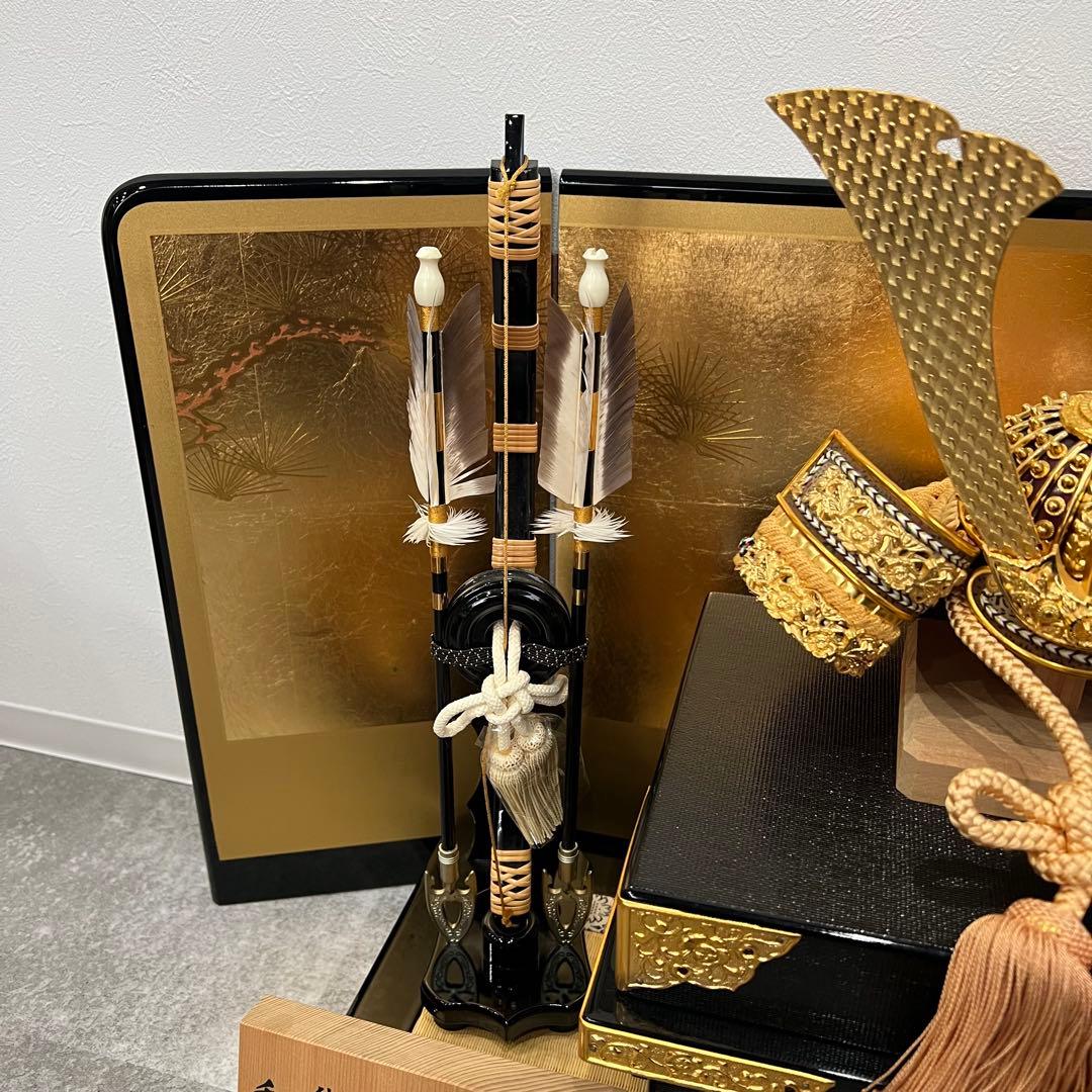 美品 兜 五月人形 端午の節句 samurai helmet 秀月監修 純金箔