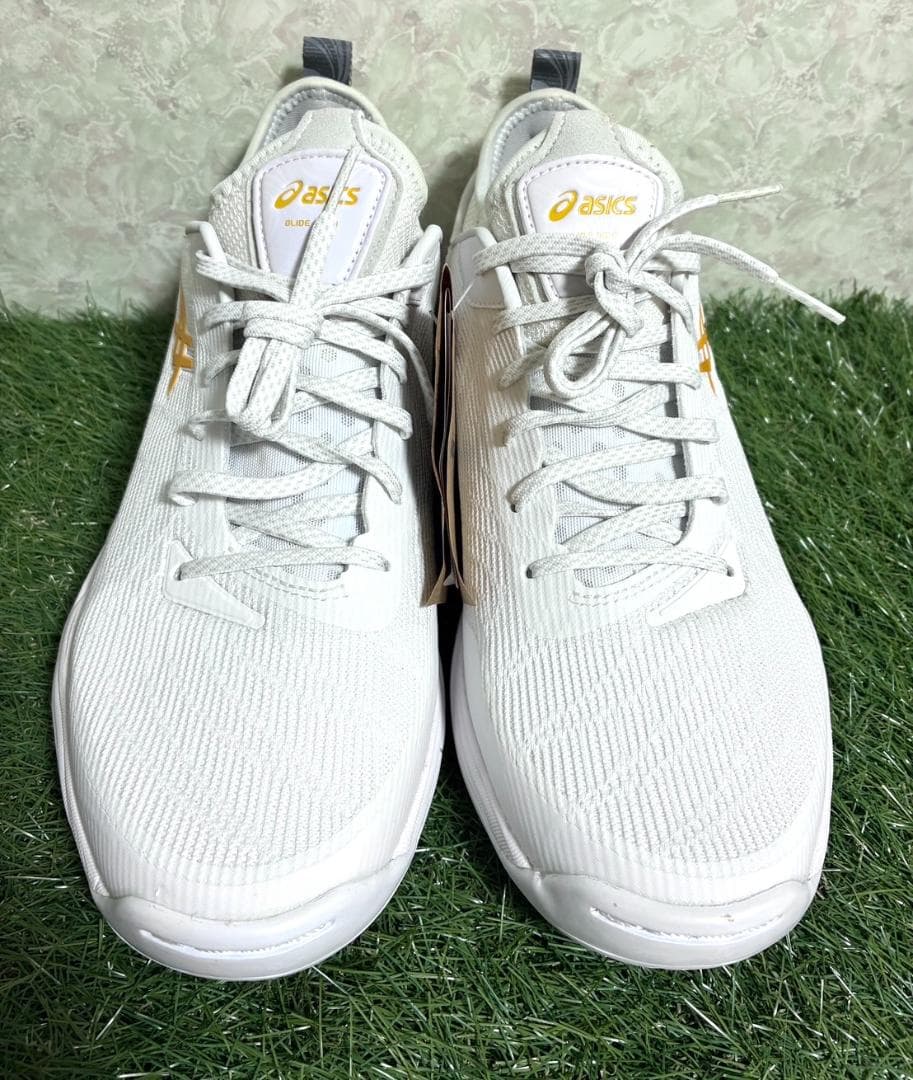 【新品】アシックス バスケットシューズ 1061A038 25.5cm ホワイト