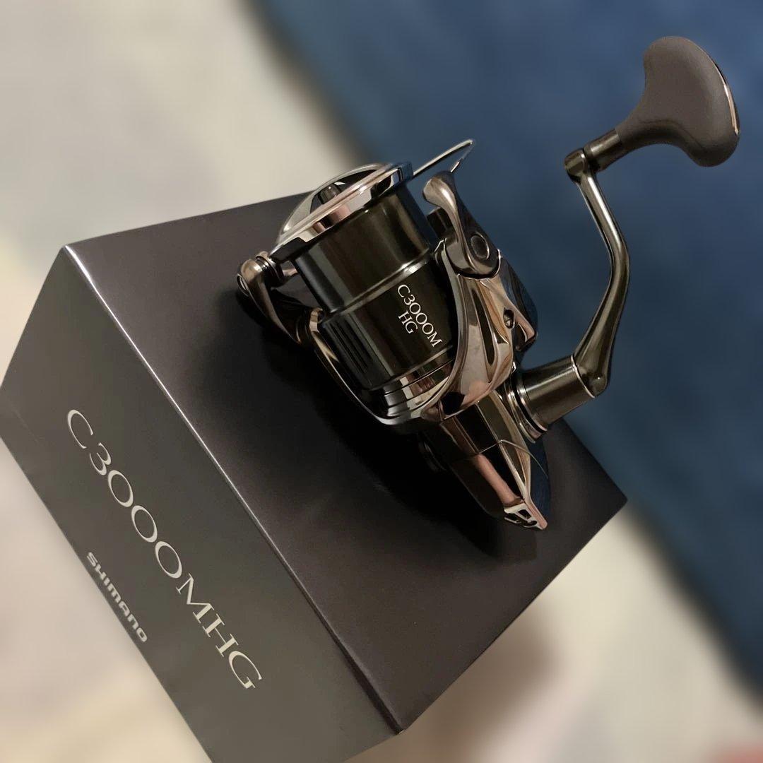 ２２シマノステラＣ３０００MHG美品 シマノ 22 ステラ C3000MHG スピニングリール - 最安値・価格比較