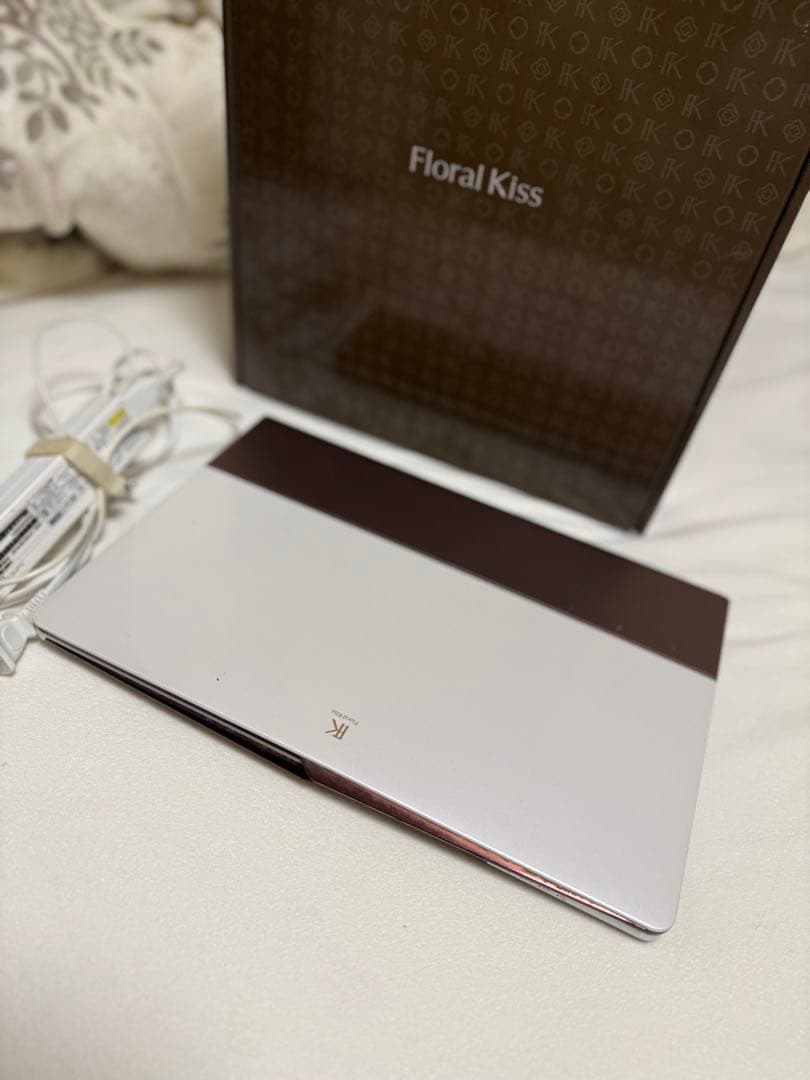 富士通 フローラルキス floral kiss ノートパソコン 女性を輝かせるパソコン「Floral Kiss」の新製品を発売 : 富士通