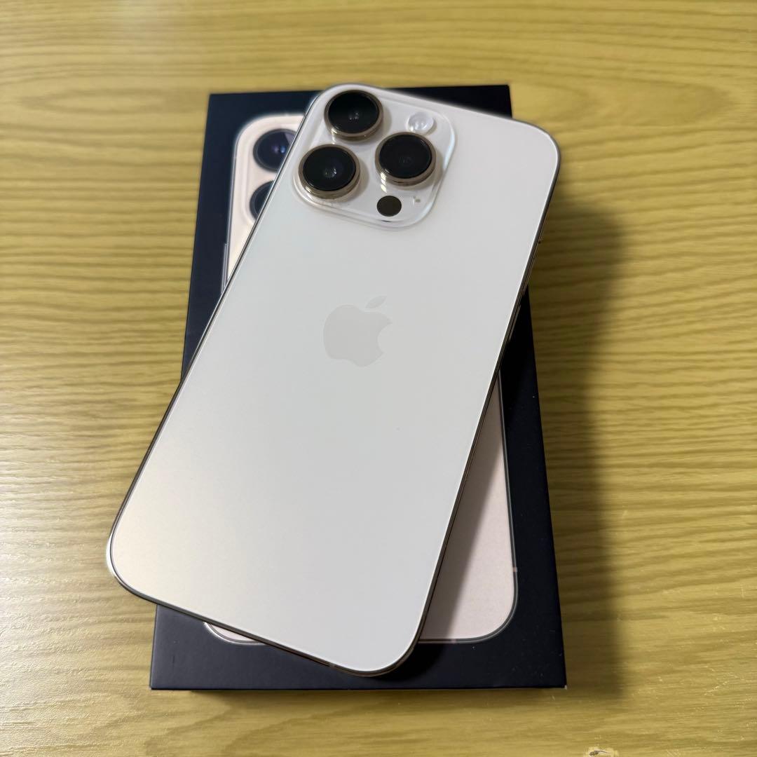 最終値下【極美品】おまけ付き⭐︎iPhone 14 Pro ゴールド 256GB Amazon.com: Apple iPhone 14 Pro, 256GB, Gold - Unlocked (Renewed