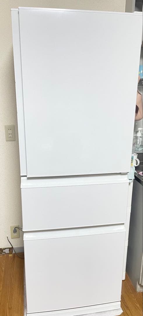 三菱電機 MR-C33H-W 冷蔵庫 2022年製 冷蔵庫 ホワイト MR-C33H-W [幅60cm /330L /3ドア /右開きタイプ /2022