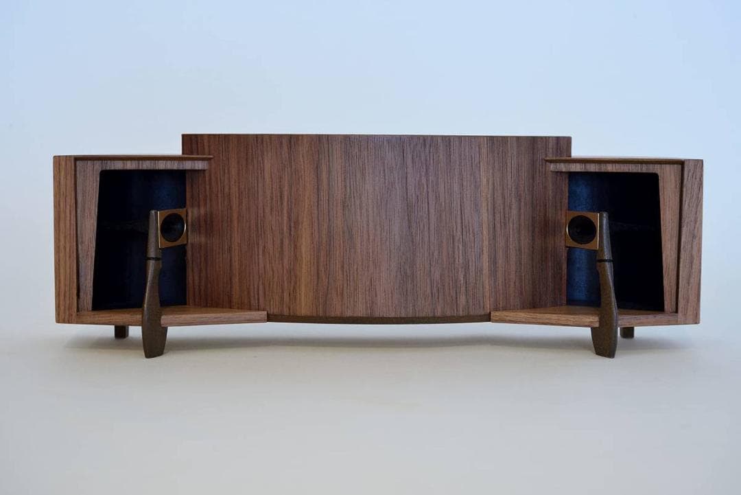 パラゴン Bluetooth スピーカー Amazon.com: Logitech Z906 Surround Sound Speaker System Bundle