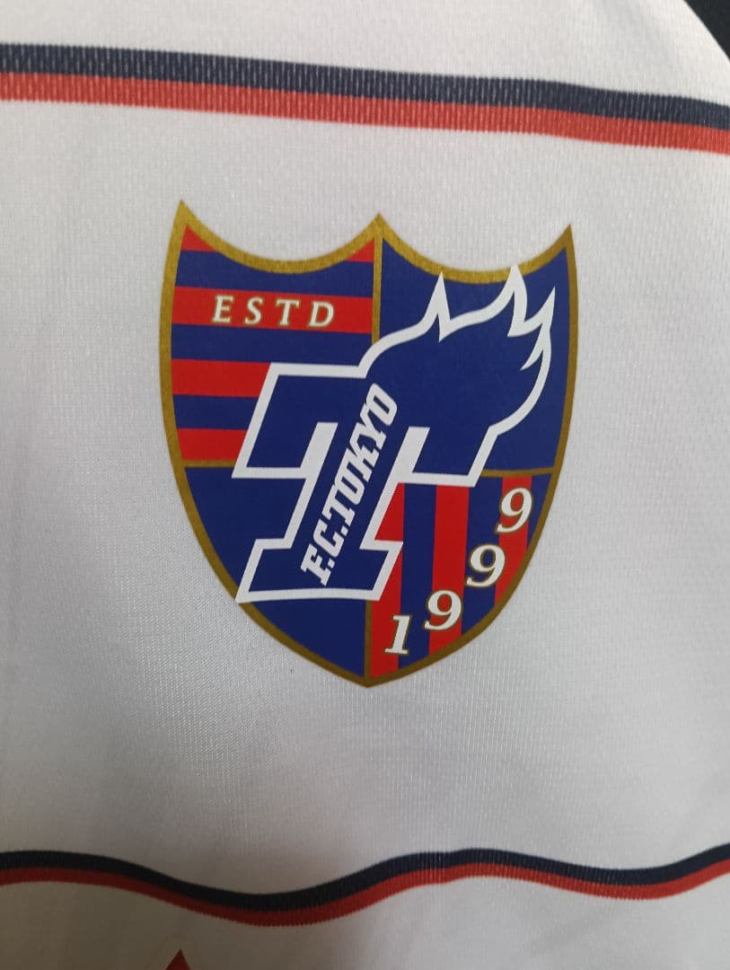 激レア・美品】 FC東京 ネイサン・バーンズ サイン入り2016Aユニフォーム