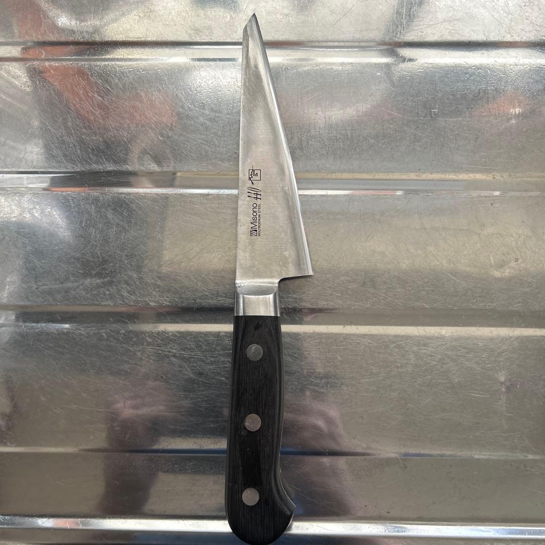 高級包丁　ミソノ　洋食　Misono440 骨すき包丁 Amazon.co.jp: Misono(ミソノ) 440 骨すき 角型 (鳥魚庖丁)No.841/14.5