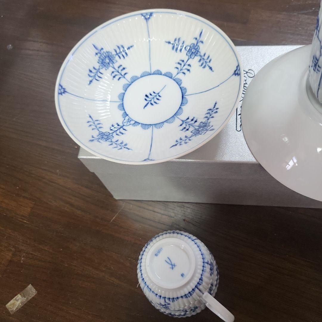 マイセン 麦わら菊 廃盤 カップ&ソーサー - メルカリ