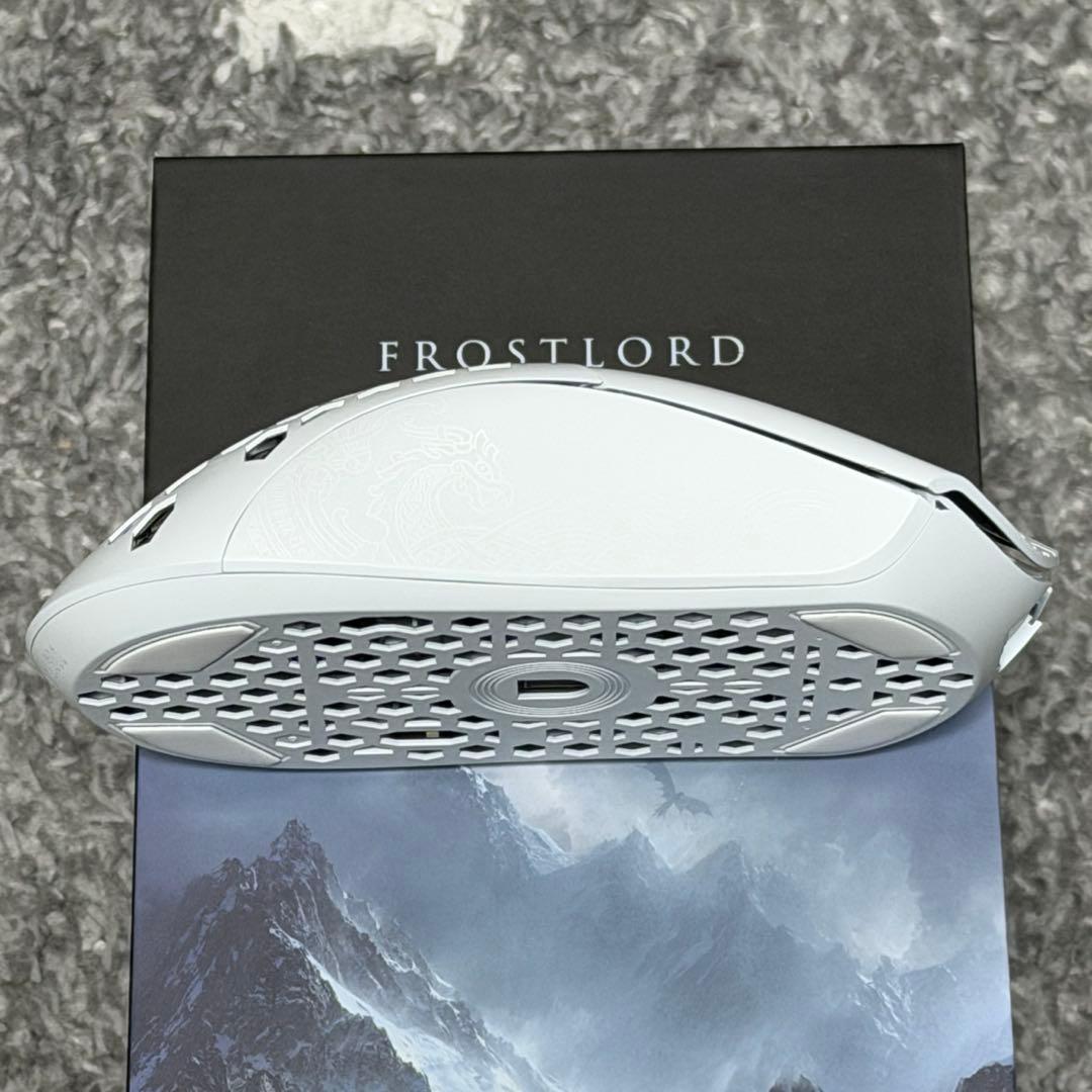 開封のみ】Finalmouse ULX Frostlord Medium - メルカリ