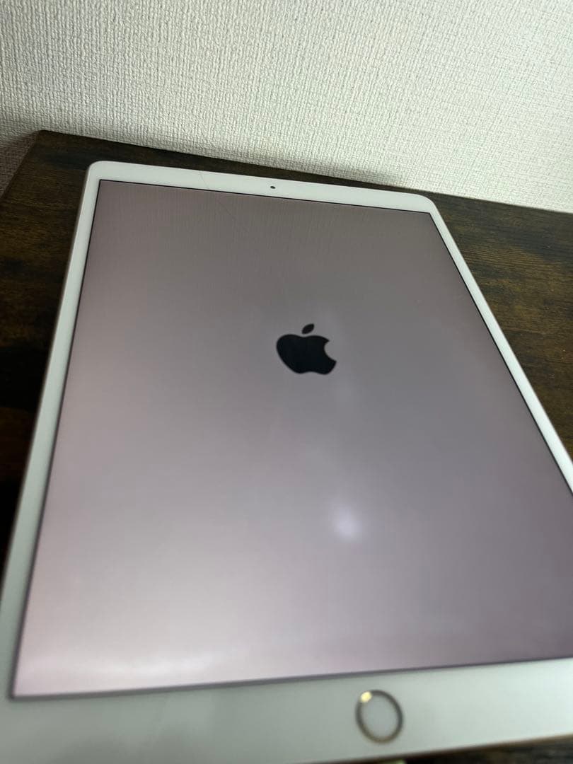 iPad Pro10.5インチ 256GB バッテリー劣化あり ※ジャンク扱い - メルカリ