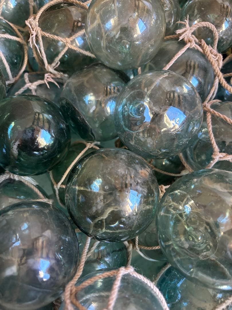 浮き玉 ガラス玉 約4.5〜5.5㎝❗️可愛い小玉❗️79個❗️刻印入り