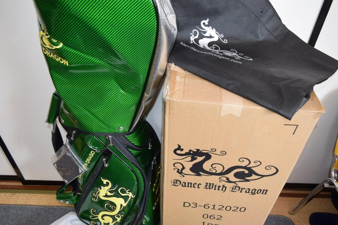 新品☆ダンスウィズドラゴン キャディバック＆ヘッドカバー7つセット