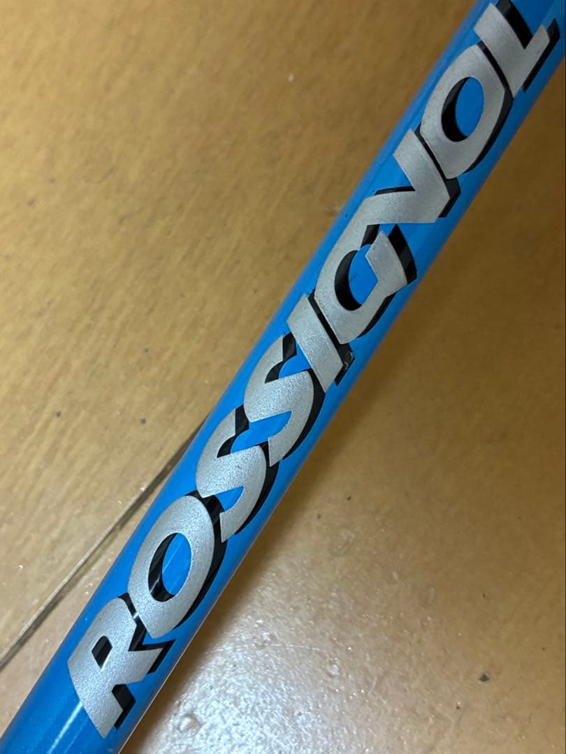 美品118cmROSSIGNOL ULTLA LIGHTカーボンスキー ストック - メルカリ