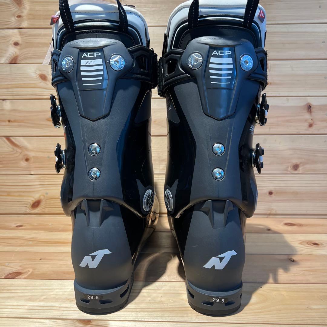 【新品未使用品】Nordica スポーツマシン120 ブーツ 29.5cm